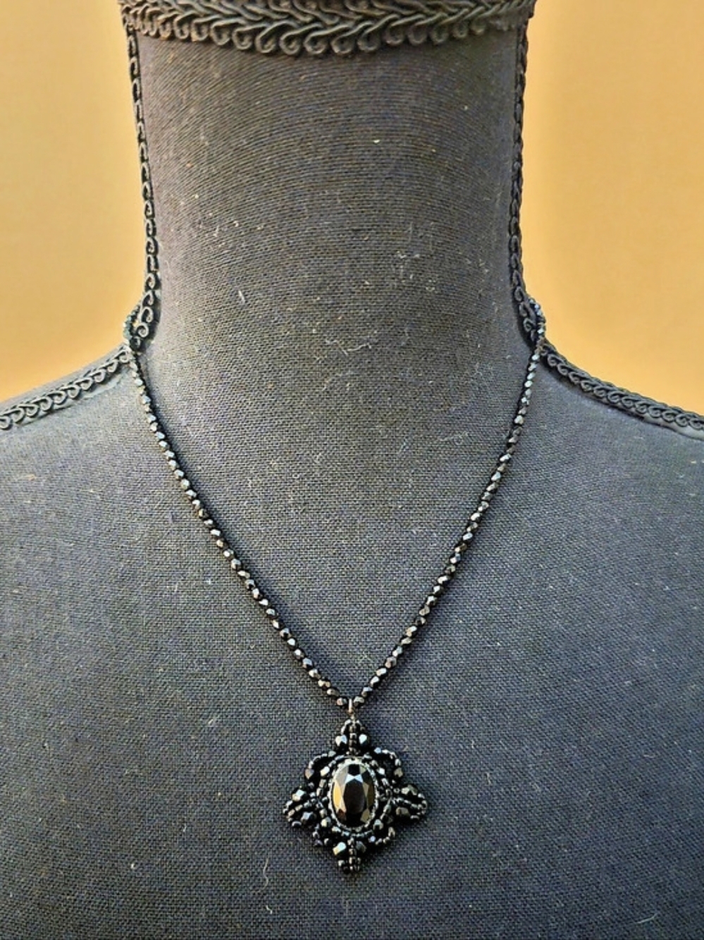 Vintage Gothic Black Beaded Statement Necklace Cross Pendant 🖤